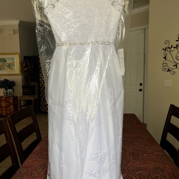 Flower Girl dress in ALL sizes. Brand New. - Picture 5 of 7